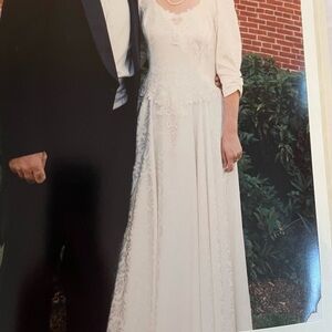Vintage Ivory Brocade Wedding Dress with Shoes, Toe Clips & Hair Piece
